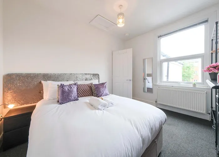 Hébergement de vacances Five Bedroom House In Douglas Road