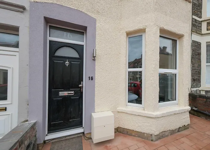 Five Bedroom House In Douglas Road Hébergement de vacances Bristol