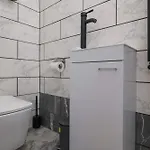 Five Bedroom House In Douglas Road *