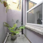 Five Bedroom House In Douglas Road Bristol