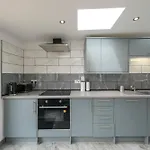 Holiday home Five Bedroom House In Douglas Road *
