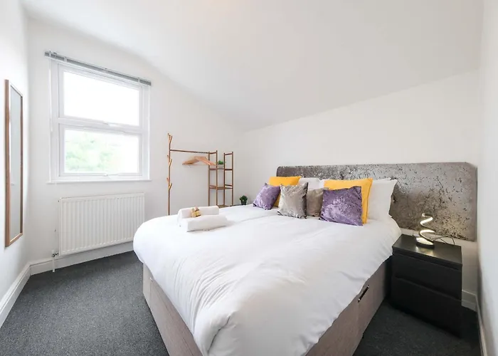 Feriehus Five Bedroom House In Douglas Road