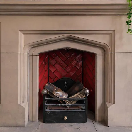 Five Bedroom House In Douglas Road